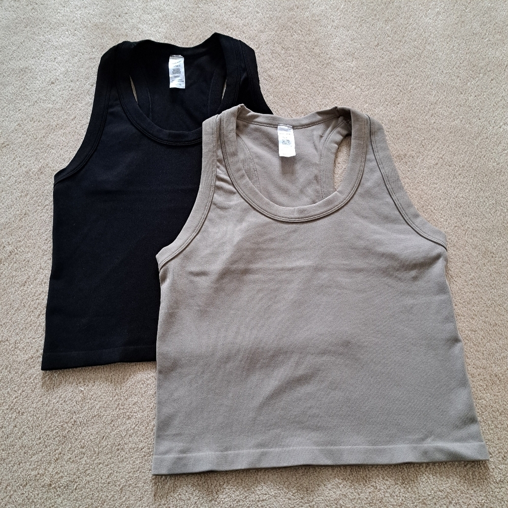 Reflex Set Of 2 Tanks Racer Back Ribbed Seamless Black Brown Size XXL Casual